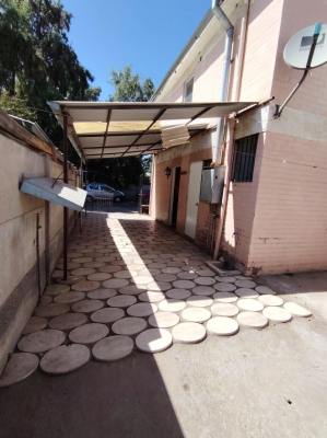 excelente-casa-en-pasaje-cerrado-sector-centri-9