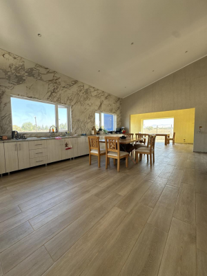 gran-casa-en-el-exclusivo-condominio-las-brisas-5