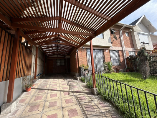 venta-hermosa-casa-de-3-pisos-con-5d-en-jardin--6