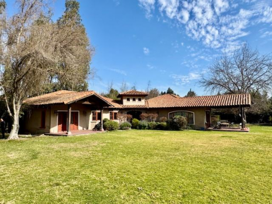 hermosa-casa-360m2-en-5000-m2-calera-de-tango-5