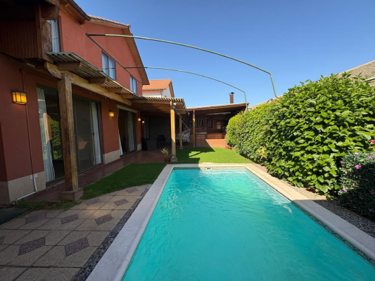 excelente-casa-condominio-4d,-ciudad-de-los-valles-8