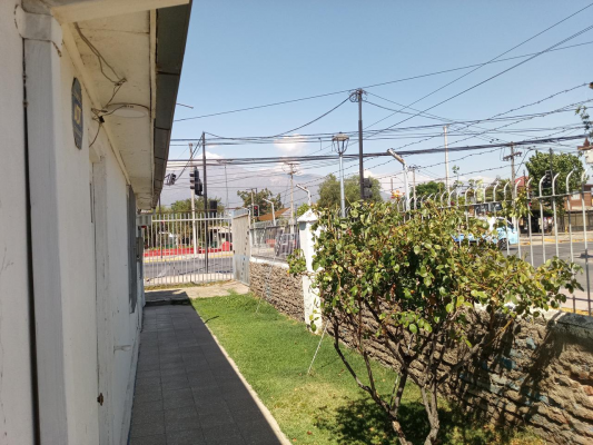 gran-esquina-comercial,-con-galpon,-local-y-ca-7