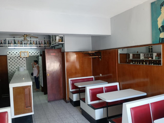 vendo-local-con-patentes-de-fuente-de-soda-y-re-5