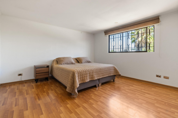 venta-de-hermosa-casa-en-penalolen-5d-5b-5