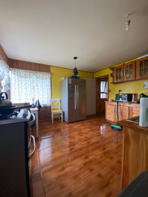 casa-con-dos-cabanas-en-venta,-valdivia-(168548)-8