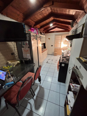 venta-casa-2d2b-a-pasos-metro-plaza-quilicura-9