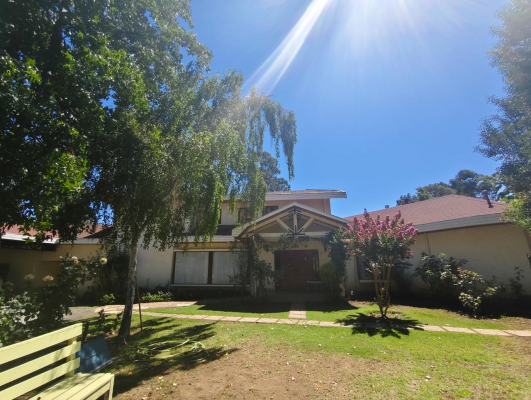 casa-familiar-4d-5b-con-piscina-en-club-de-golf-6