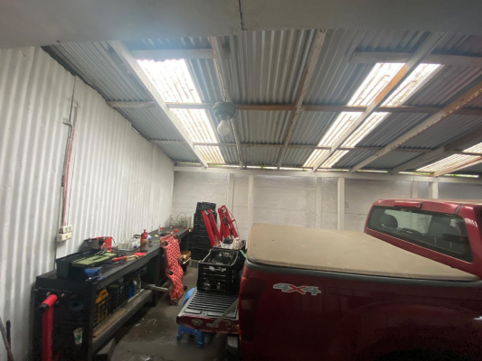 se-vende-local-comercial-en-plena-avenida-princ-8