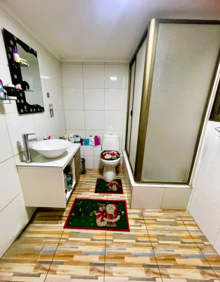 casa-en-el-bosque-con-piscina-y-4-dormitorios-4