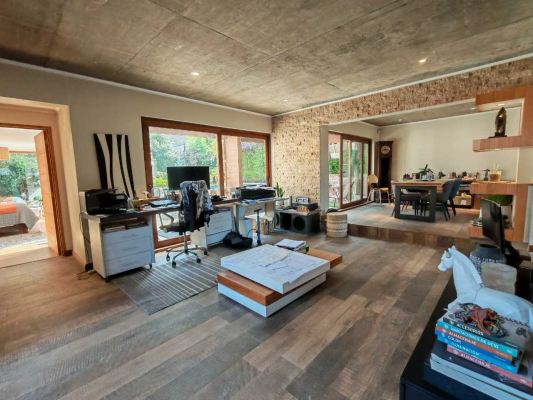 vende-moderna-casa-4d-5b-piscina-venado-(168857)-3