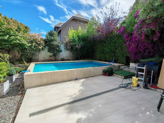 vende-moderna-casa-4d-5b-piscina-venado-(168857)-9