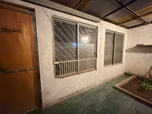 se-vende-amplia-casa-sector-residencial-(168896)-5