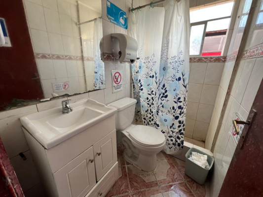 venta-de-casa-con-explotacion-comercial-en-aven-8