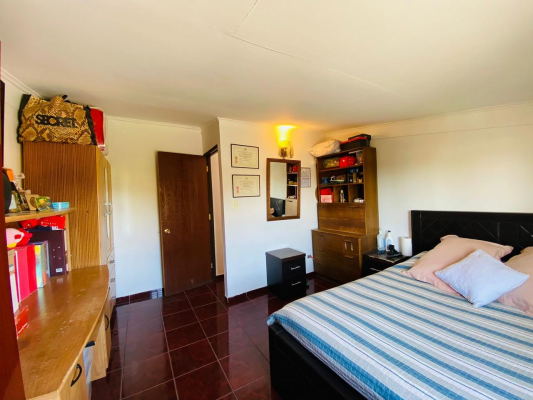 acogedora-casa-en-la-reina-con-ampliacion-regul-8