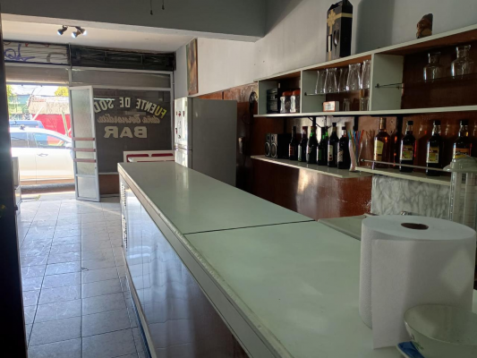 vendo-local-con-patentes-de-fuente-de-soda-y-re-5