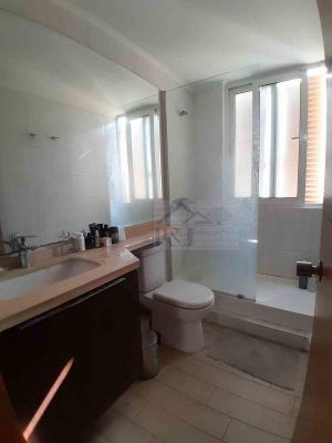 se-vende-casa-estilo-townhouse-de-3-niveles,-en-5