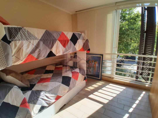 se-vende-casa-estilo-townhouse-de-3-niveles,-en-8