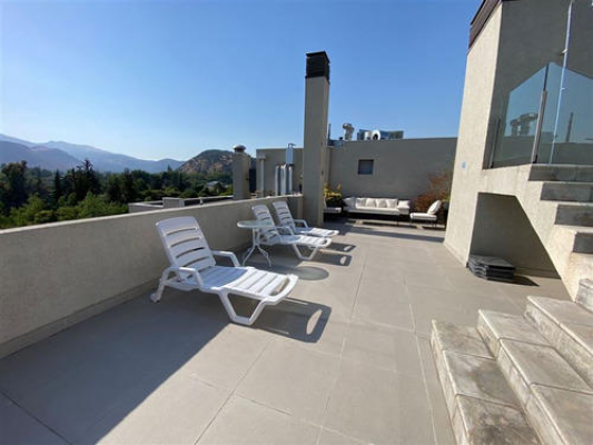 2-habitaciones-3-banos-y-amplio-patio-en-primer-3