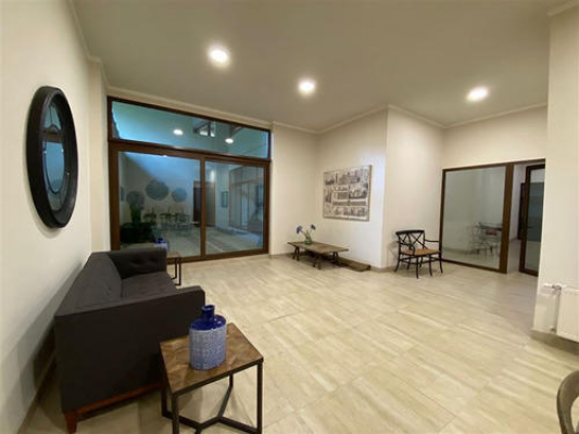 2-habitaciones-3-banos-y-amplio-patio-en-primer-5