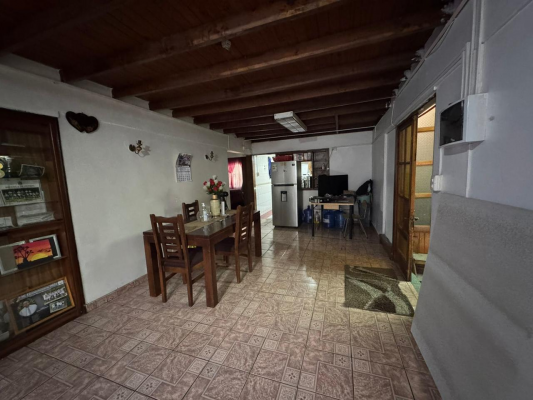 gran-propiedad-con-2-locales-de-gran-flujo-en-q-5