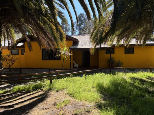 en-venta-hermosa-parcela,-dos-casas-8