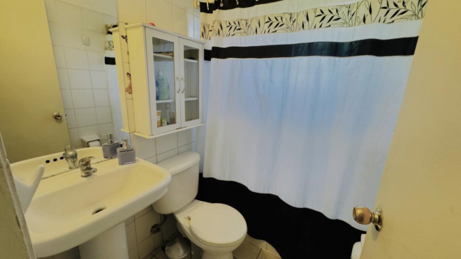 se-vende-casa-en-lampa-con-amplio-terreno-9