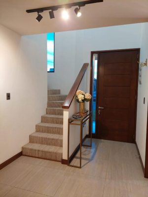 se-vande-casa-en-condominio-rukan-3h-3b-sala-de-8