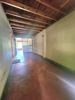 vende-amplia-casa-familiar-a-pasos-del-centro-d-3