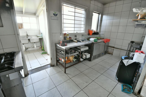 local-en-venta-frente-a-plaza-arturo-prat-5