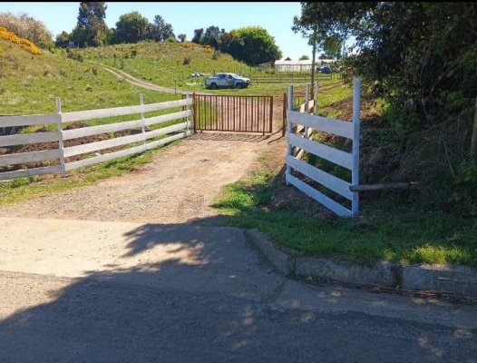 casa-en-2,6-ha-con-vista-al-mar,-quinchao---chiloe-6