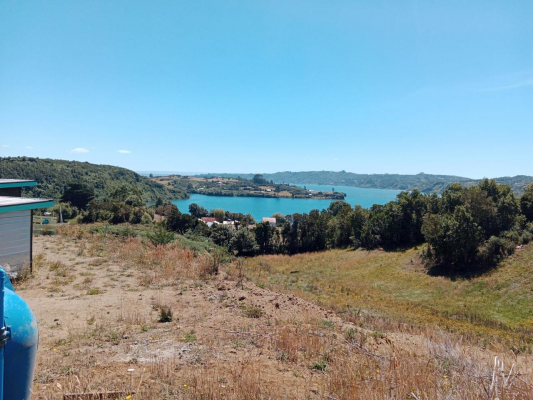 casa-en-2,6-ha-con-vista-al-mar,-quinchao---chiloe-3