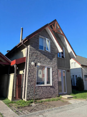 se-vende-amplia-casa-en-brisas-del-sol,-talcahu-7