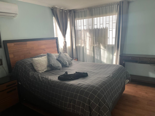 venta-de-amplia-linda-y-comoda-casa-en-san-ber-5