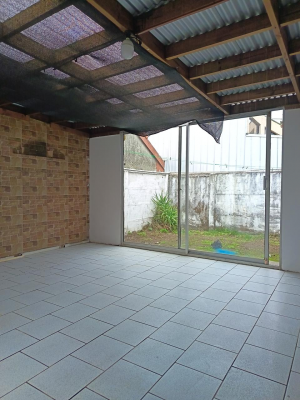 amplia-comoda-propiedad-en-sector-familiar-cons-4
