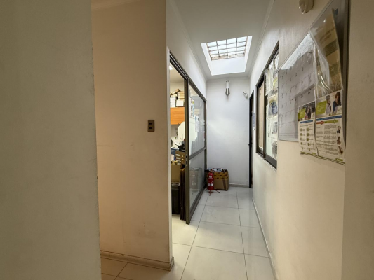 oficina-casa-en-venta-639-mt2-totales-4