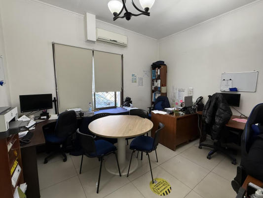 oficina-casa-en-venta-639-mt2-totales-8