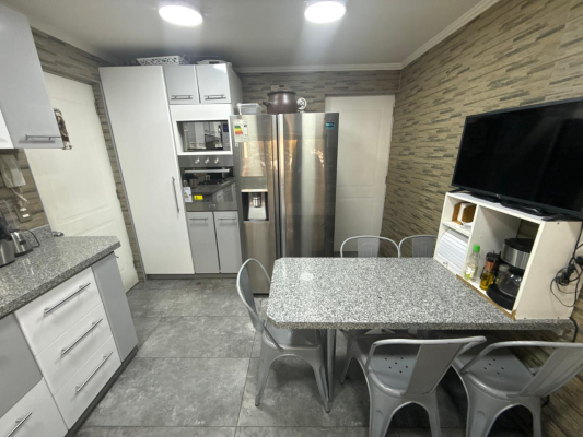 amplia-casa-6d-5b-en-condominio-privado-san-9