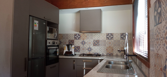 casa-inserta-en-plena-naturaleza,-parcela-(169-8