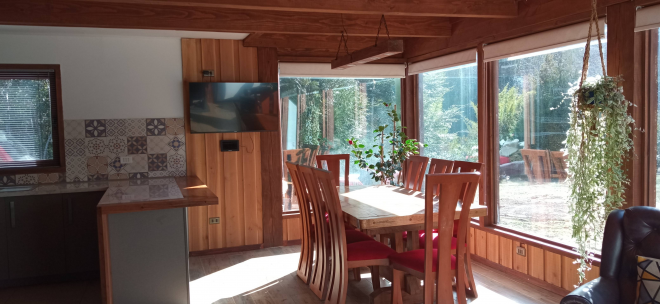 casa-inserta-en-plena-naturaleza,-parcela-(169-6