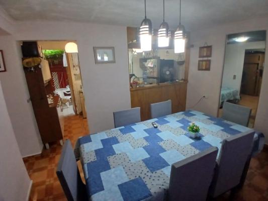 acogedora-propiedad-familiar-la-granja-6