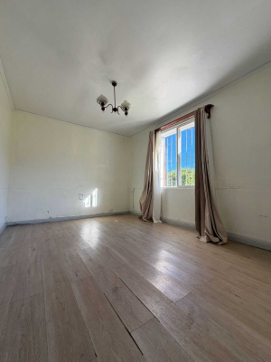 -10