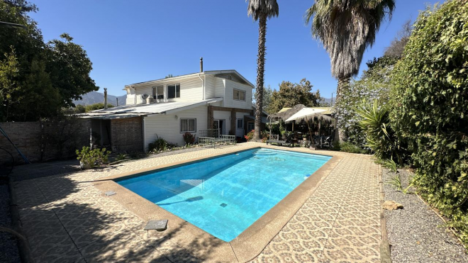 encantadora-casa-de-260-m2-en-mejor-condominio--9