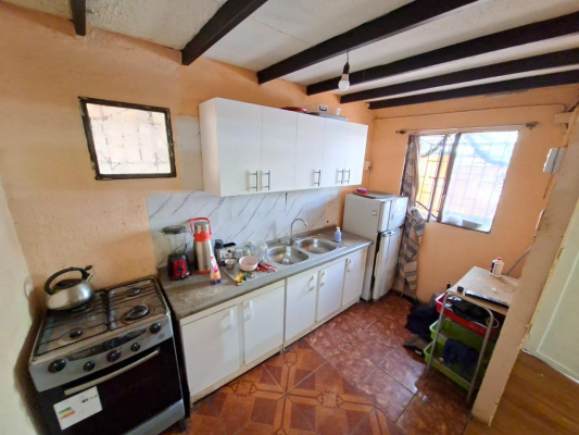casa-5-d-2b-3e,-metro-petersen-cerro-navia-4