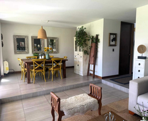 moderna-casa-con-excelente-conectividad-(170511)-5