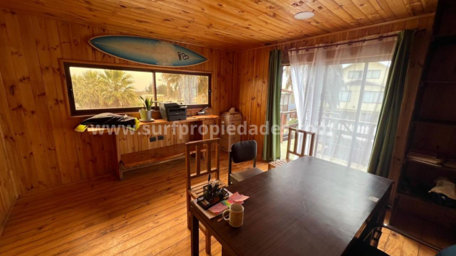 casa-dos-pisos-con-vista-al-mar-en-condominio-3