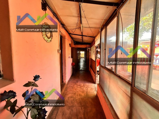 vendo-amplia-casa-en-barrio-residencial-6