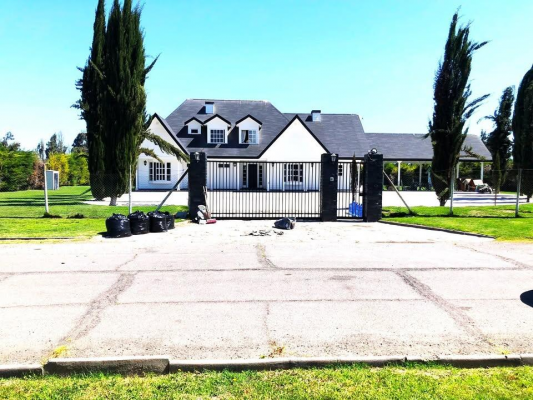 exclusiva-casa-en-parcela-de-5000-m-en-lampa-4