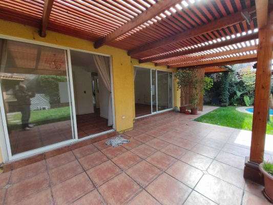 amplia-casa-av-quebrada-de-macul-penalolen-(1-6