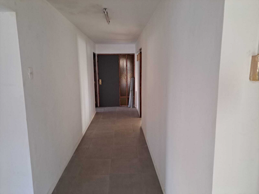 se-vende-gran-local-comercial-sector-centro-(1-6