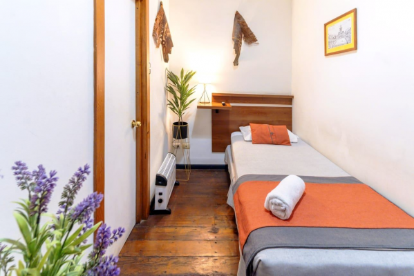 hotel-boutique-en-venta-cerro-alegre,-valparaiso-5